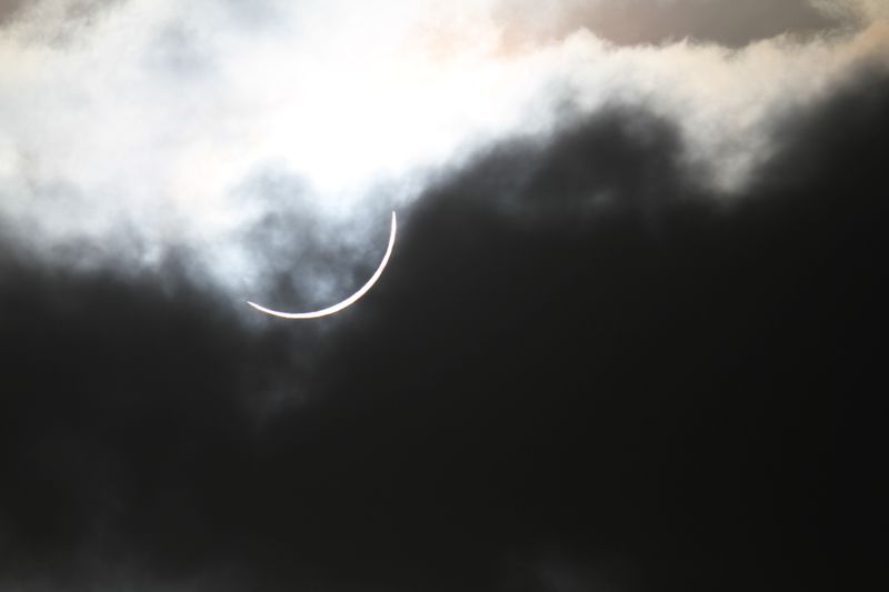 Eclipse near totality